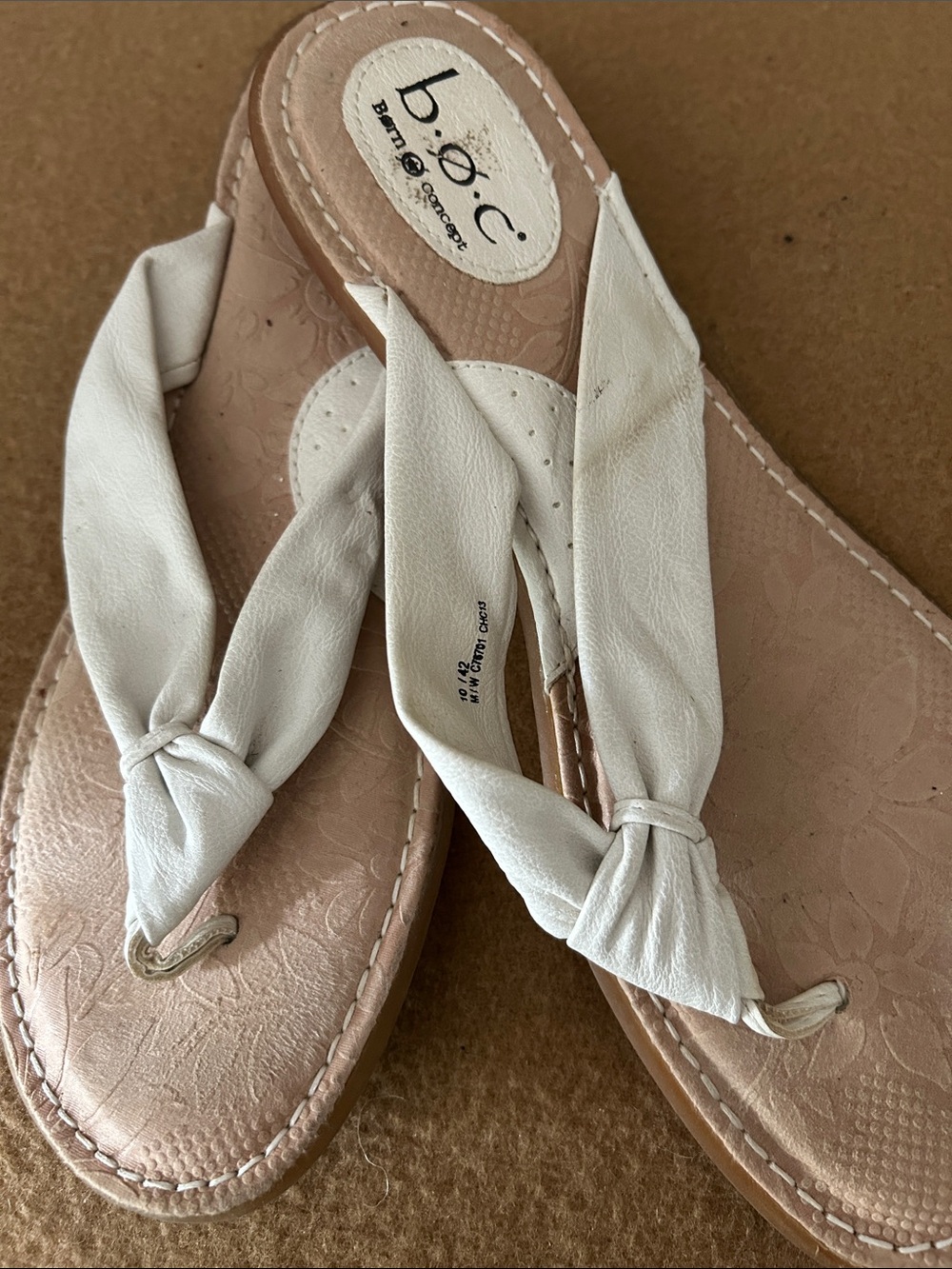 b.o.c. White Knotted Thong Sandals with Pink-Tan Footbed